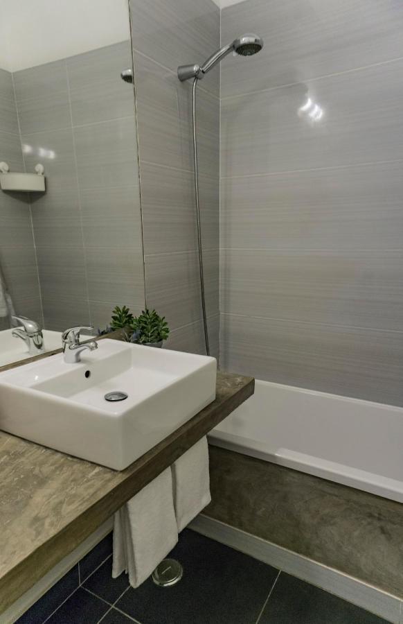 Lalitana Center Apartment Lagos Luaran gambar